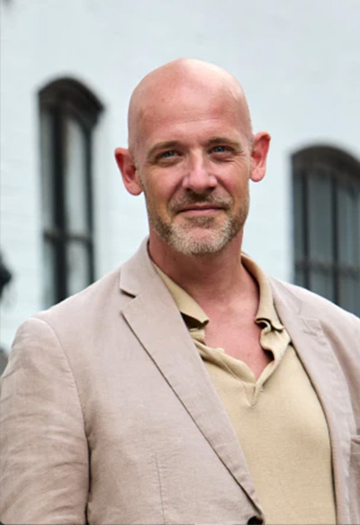 Dr Kristian Kley - specialist knee and orthopaedic surgeon