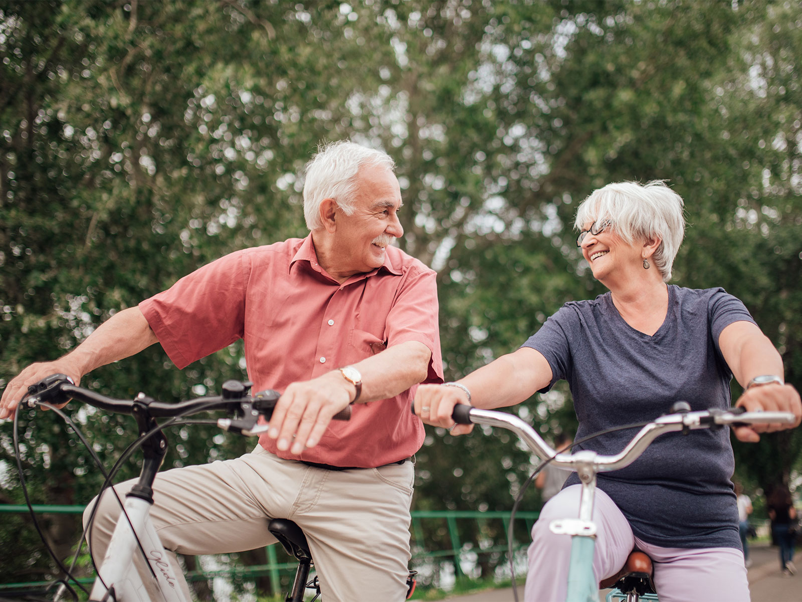 How Long Does It Take to Recover from a Hip Replacement for an Elderly Person?