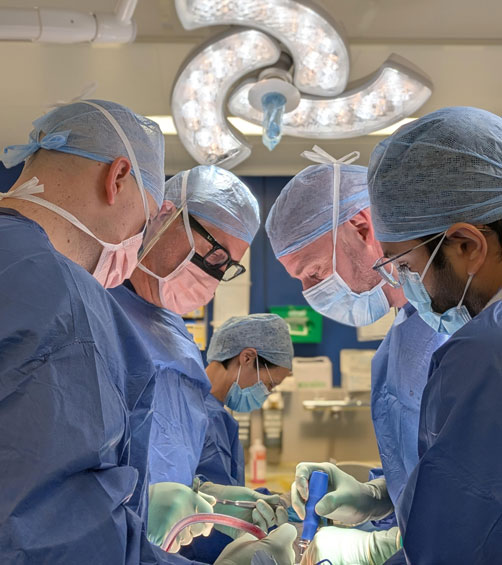 Rapid recovery hip and knee surgey London - Hip replacement and knee replacement specialists