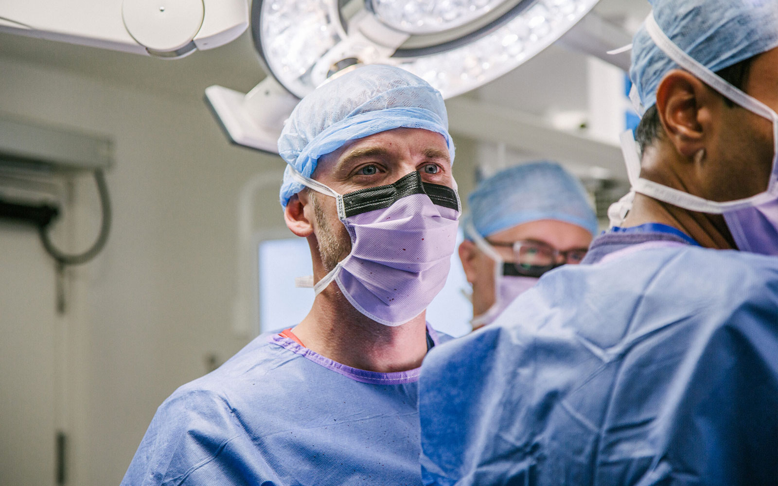 Best Private Hip Replacement Surgeon in London: What Should You Look For?
