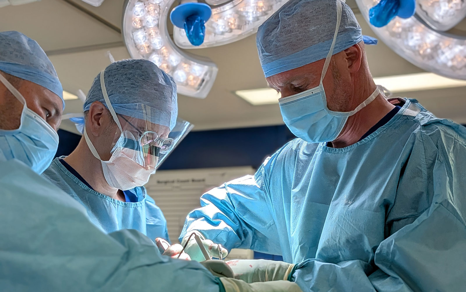 Who is the Best Hip Surgeon in the UK?